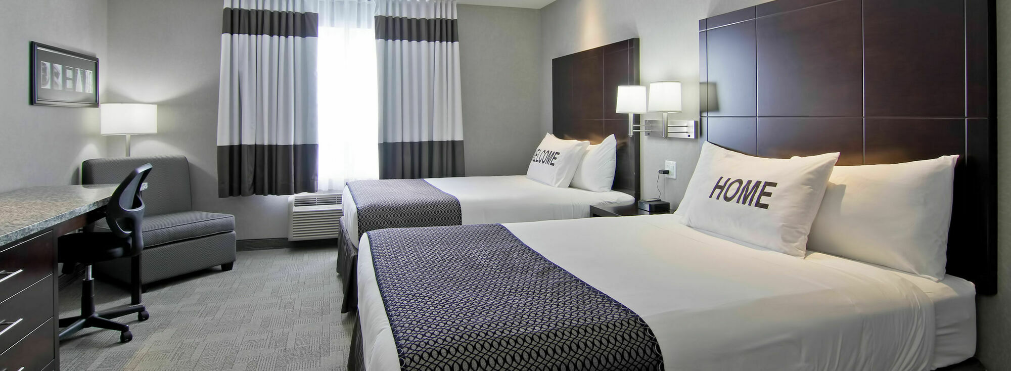Home Inn & Suites Regina Airport Exterior photo